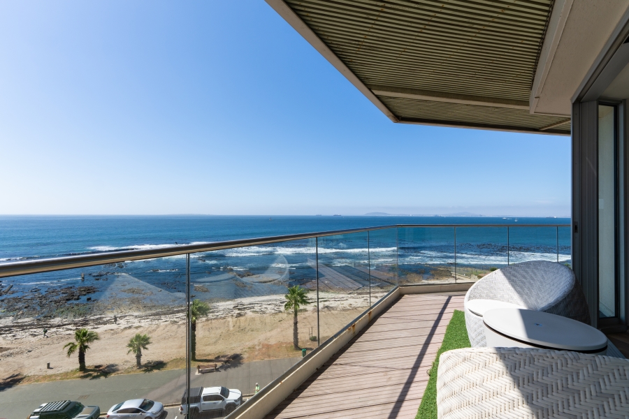 3 Bedroom Property for Sale in Mouille Point Western Cape